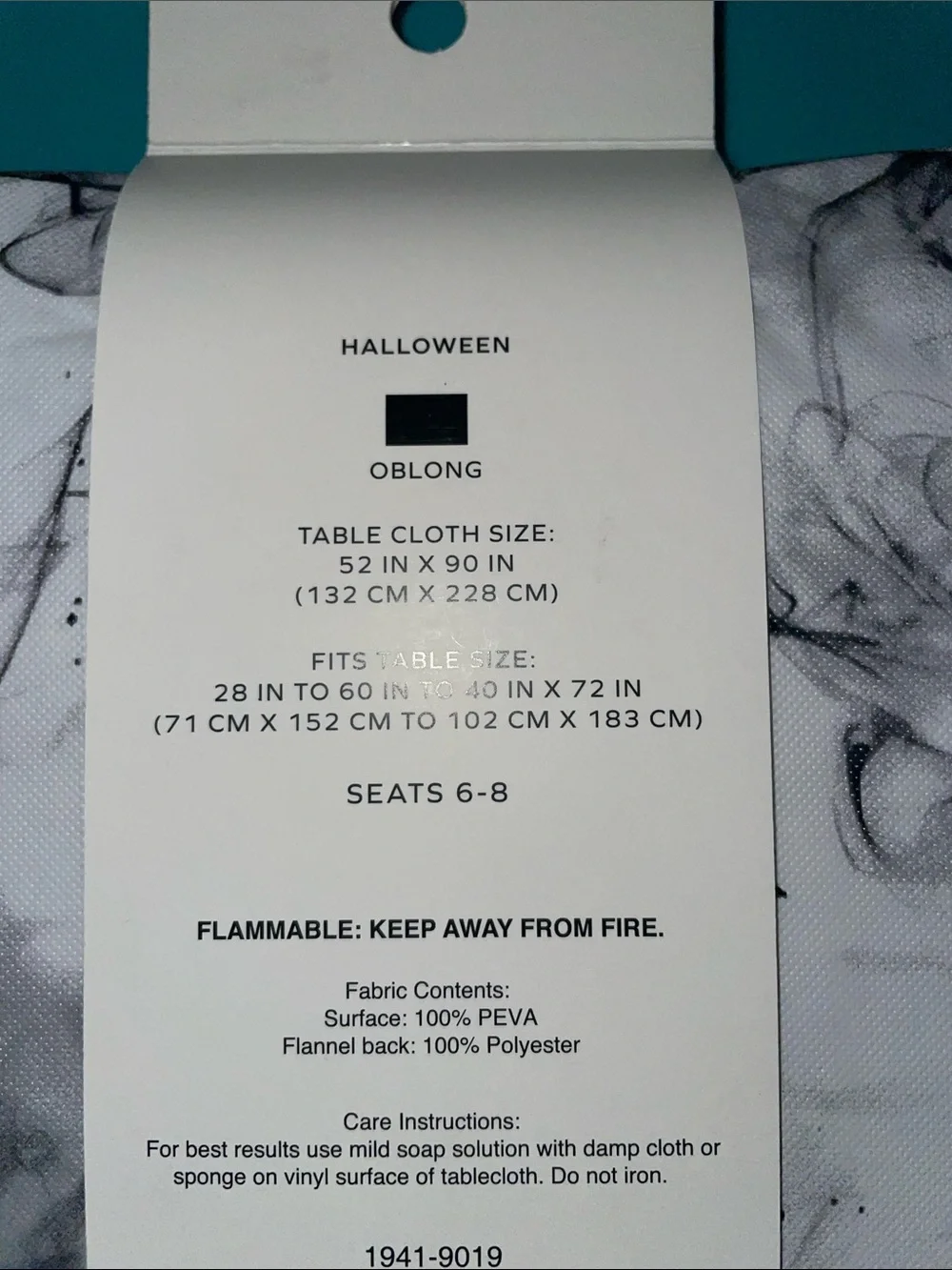 Place & Time “eclipse” 52” x 90” vinyl tablecloth with light flannel backing-NWT